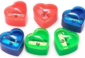 SACAPUNTAS CON DEPOSITO EN FORMA DE CORAZON